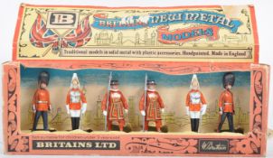 ORIGINAL VINTAGE BRITAINS MADE LEAD SOLDIERS