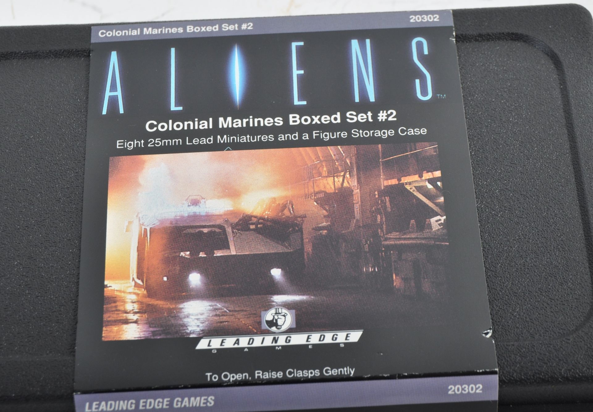 TWO LEADING EDGE GAMES ALIENS LEAD FIGURES BOX SETS - Bild 3 aus 7