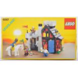 LEGO SET - LEGO LAND - 6067 - CASTLE KNIGHTS GUARDED INN