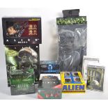 COLLECTION OF ASSORTED ALIEN FRANCHISE FIGURES & MEMORABILIA