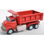 VINTAGE 1960'S JAPANESE TIN PLATE BATTERY OPERATED DUMP TRUCK
