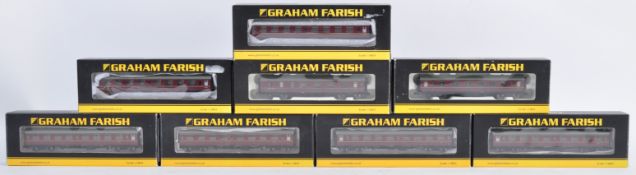 COLLECTION OF GRAHAM FARISH N GAUGE TRAINSET PULLMAN CARRIAGES