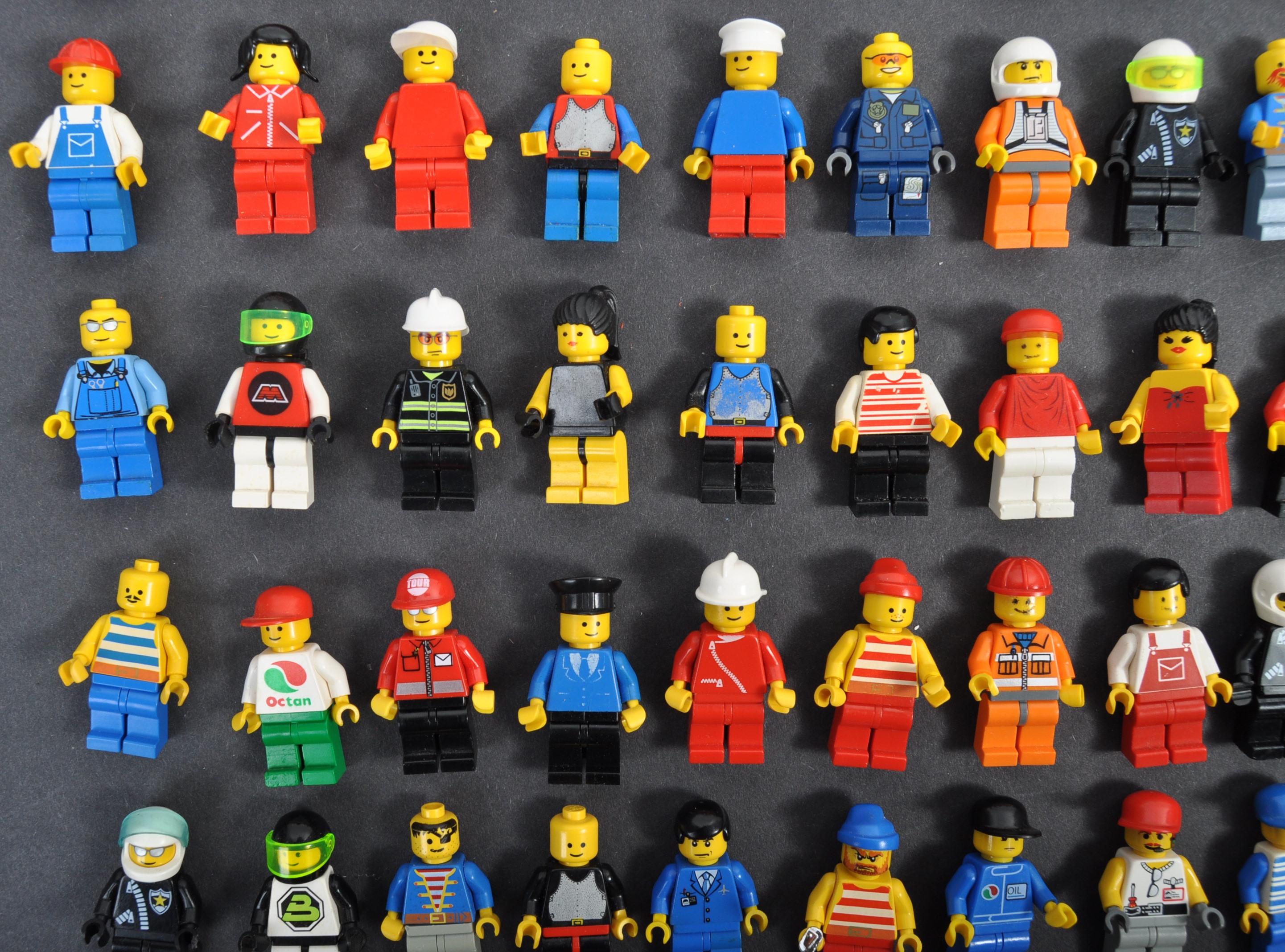 LEGO - LARGE COLLECTION OF LEGO MINIFIGURES - Image 5 of 7