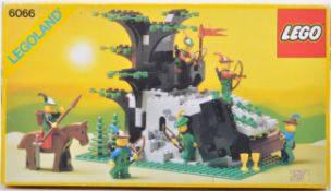 LEGOSET - LEGOLAND - 6066 - CAMOFLAGUED OUTPOST