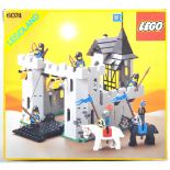 LEGO SET - LEGOLAND - 6074 - BLACK FALCONS FORTRESS