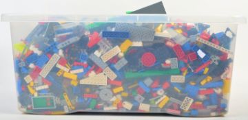 LEGO - LARGE COLLECTION OF ASSORTED LOOSE LEGO 11KG