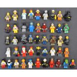 LEGO - LARGE COLLECTION OF LEGO MINIFIGURES