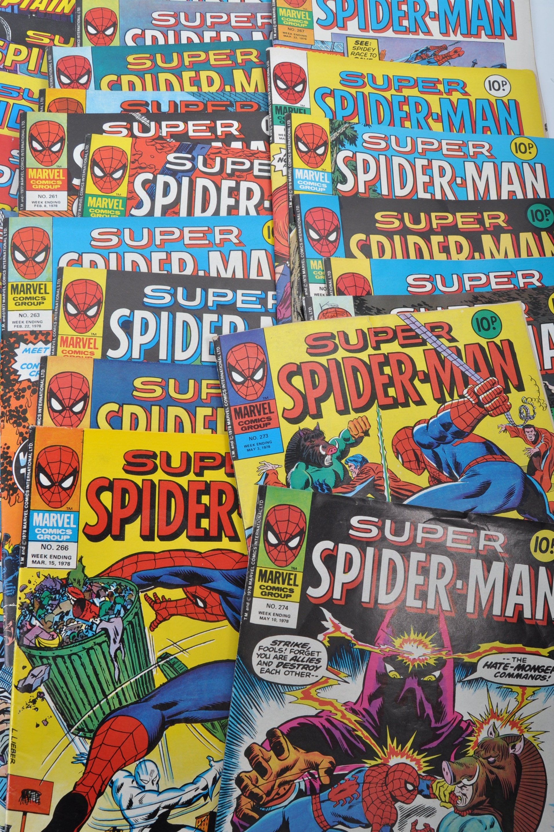 COMIC BOOKS - MARVEL SUPER SPIDER-MAN AND THE TITANS - Image 5 of 7