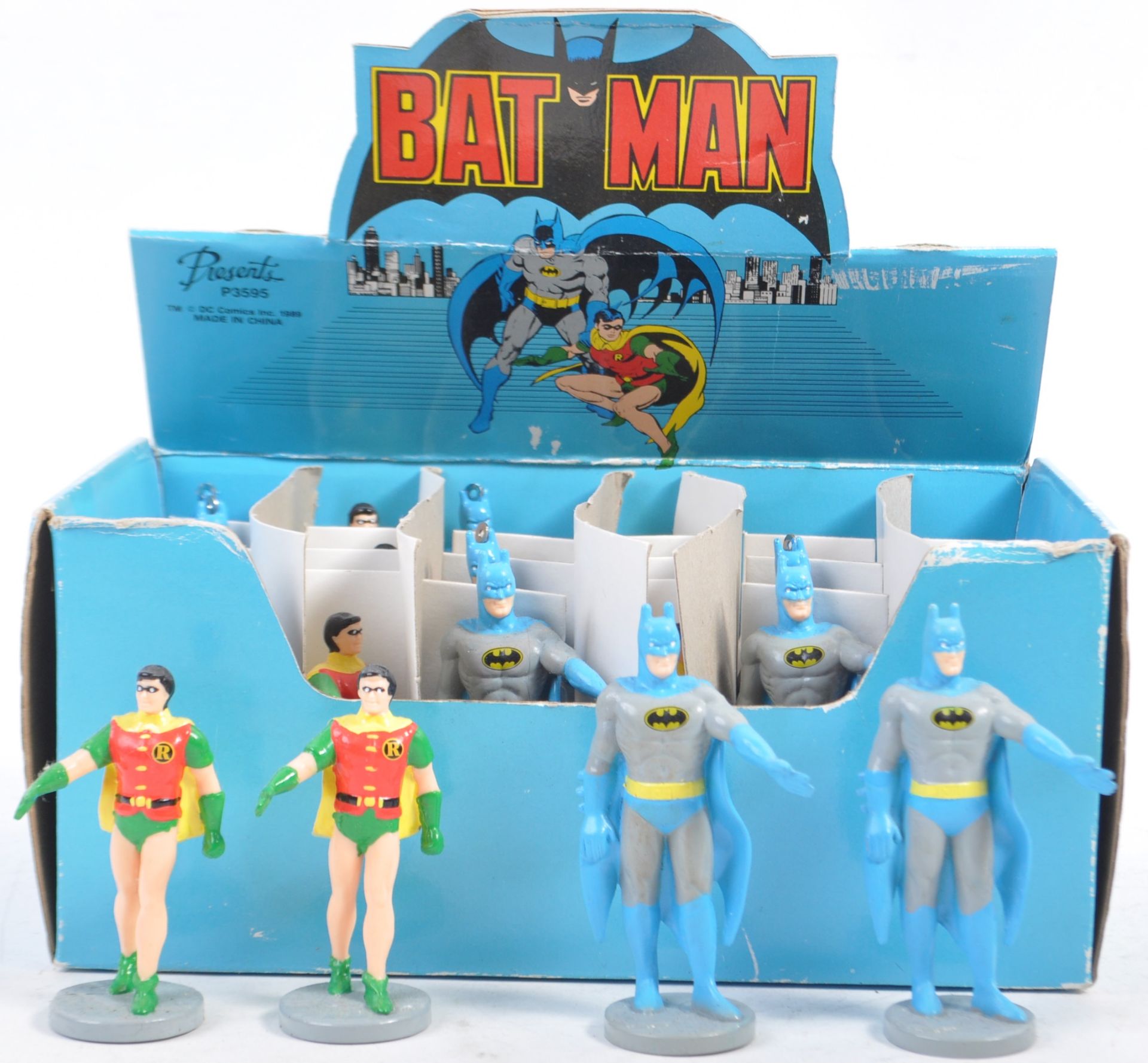 VINTAGE 1980S PRESENTS BATMAN COUNTER TOP STOCK BOX OF FIGURES