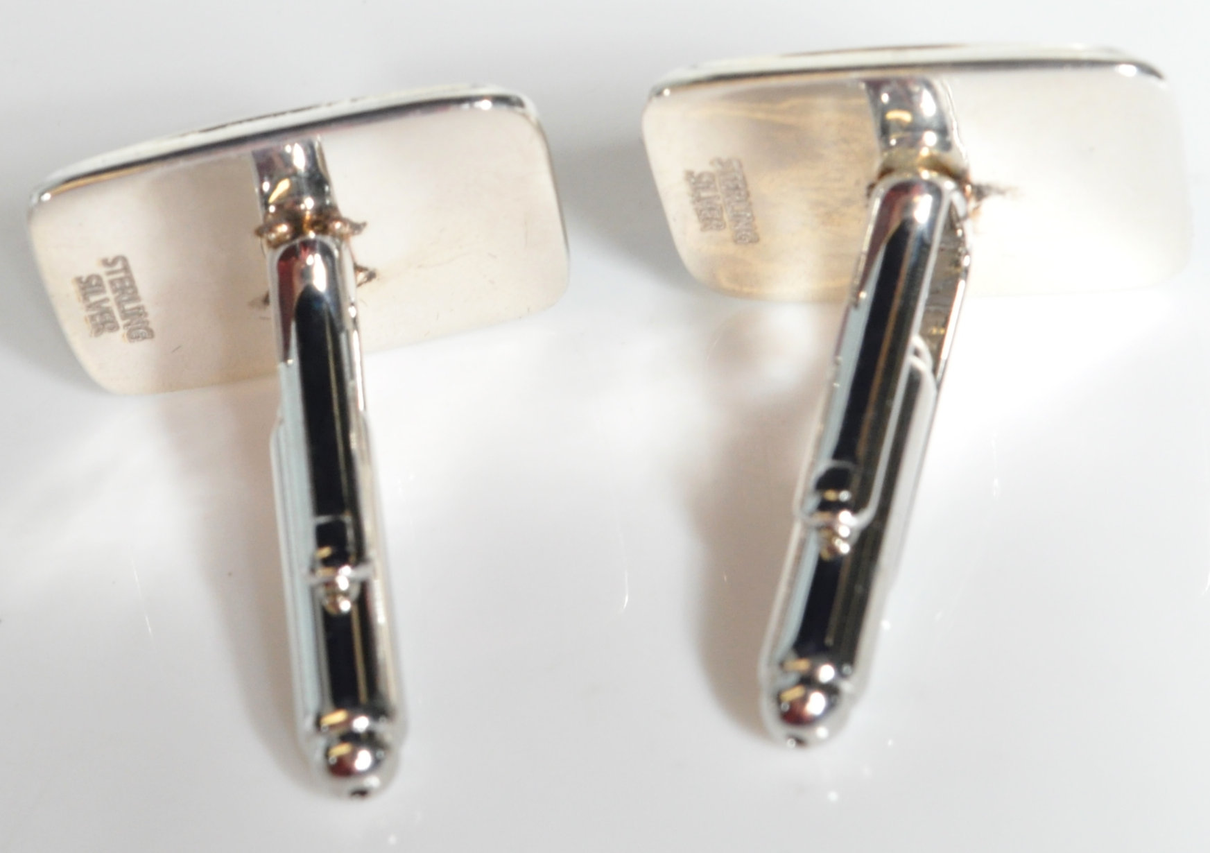 PAIR OF STAMPED STERLING SILVER MEN'S CUFFLINKS. - Image 4 of 6