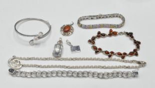 COLLECTION OF STAMPED 925 SILVER LADIES JEWELLERY.