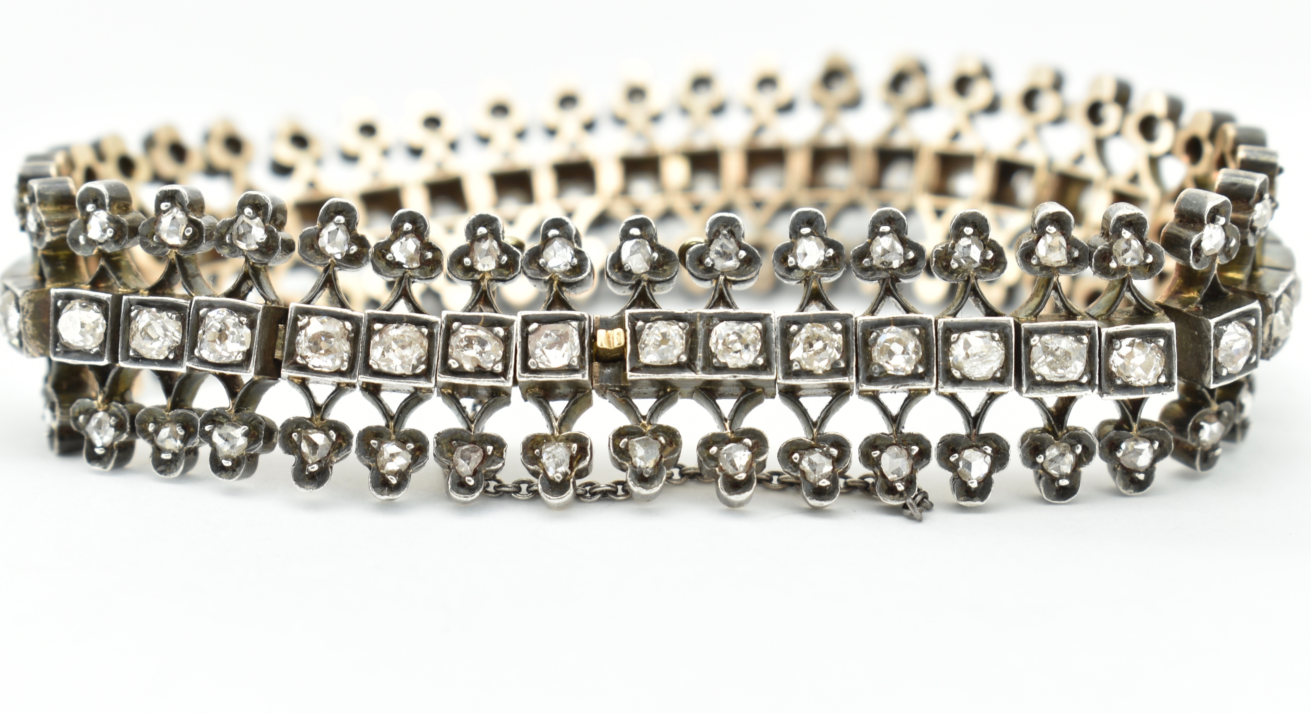 ANTIQUE 18CT GOLD SILVER AND DIAMOND 5CT BRACELET - Image 3 of 6