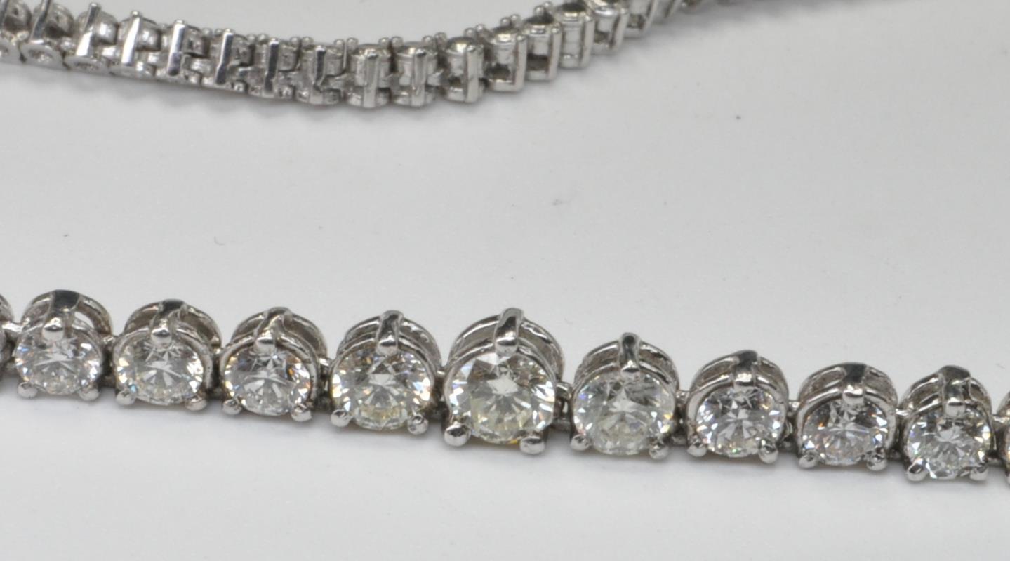 14CT WHITE GOLD AND DIAMOND COLLAR NECKLACE - Image 2 of 10