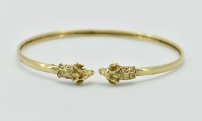 ANTIQUE REVIVAL 14CT GOLD DOUBLE RAMS HEAD BANGLE