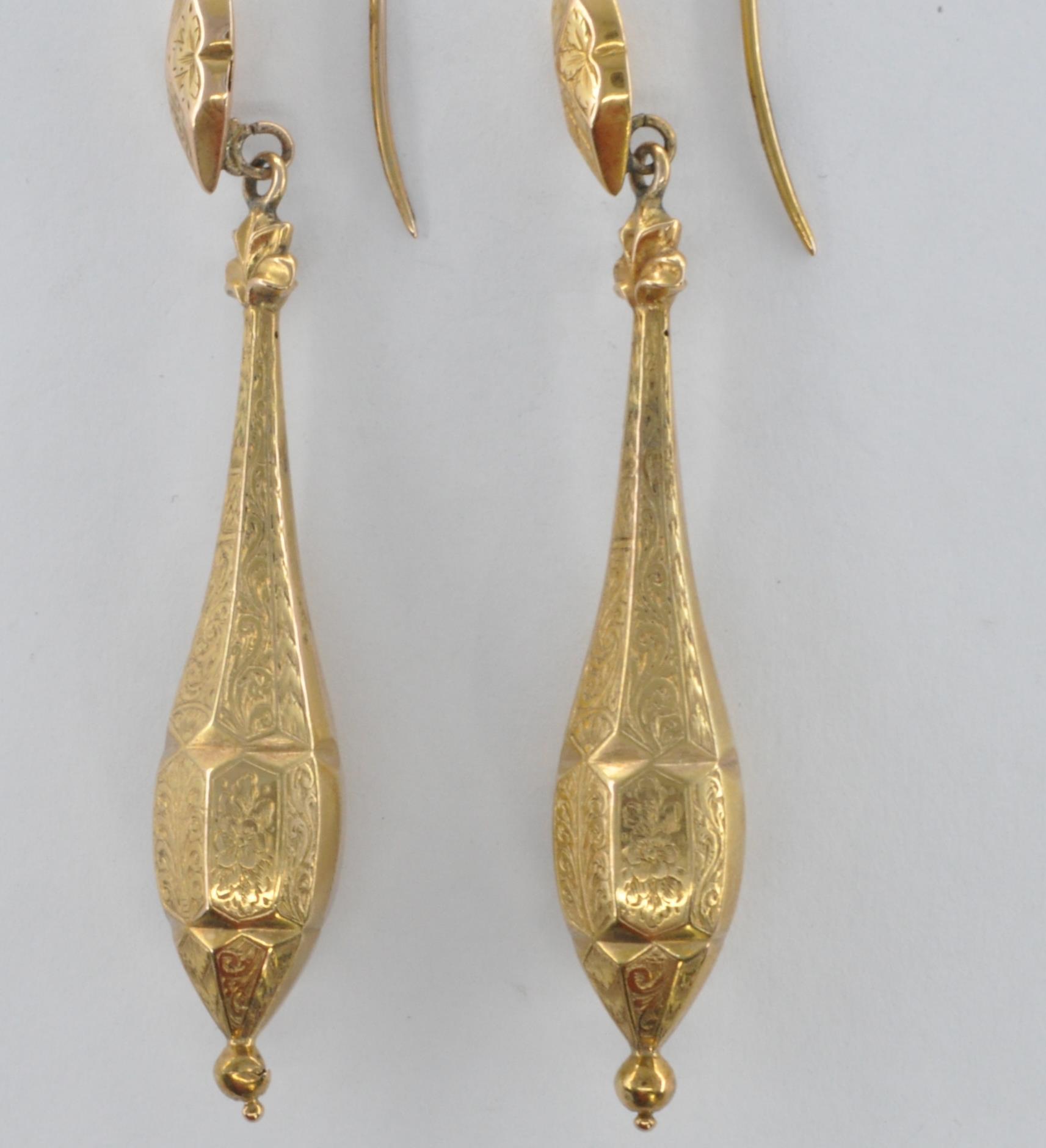 PAIR OF VICTORIAN GOLD DROP EARRINGS - Image 3 of 6