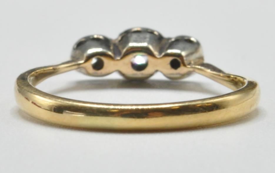 9CT GOLD AND DIAMOND THREE STONE HALLMARKED RING - Image 4 of 6