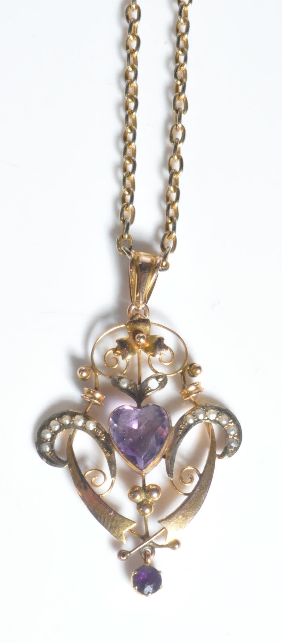 ANTIQUE GOLD PEARL AND AMETHYST PENDANT