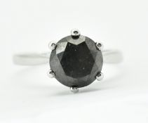 HALLMARKED 18CT WHITE GOLD & BLACK DIAMOND SOLITAIRE RING