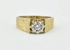 1960'S RETRO 9CT GOLD AND SINGLE STONE DIAMOND RING