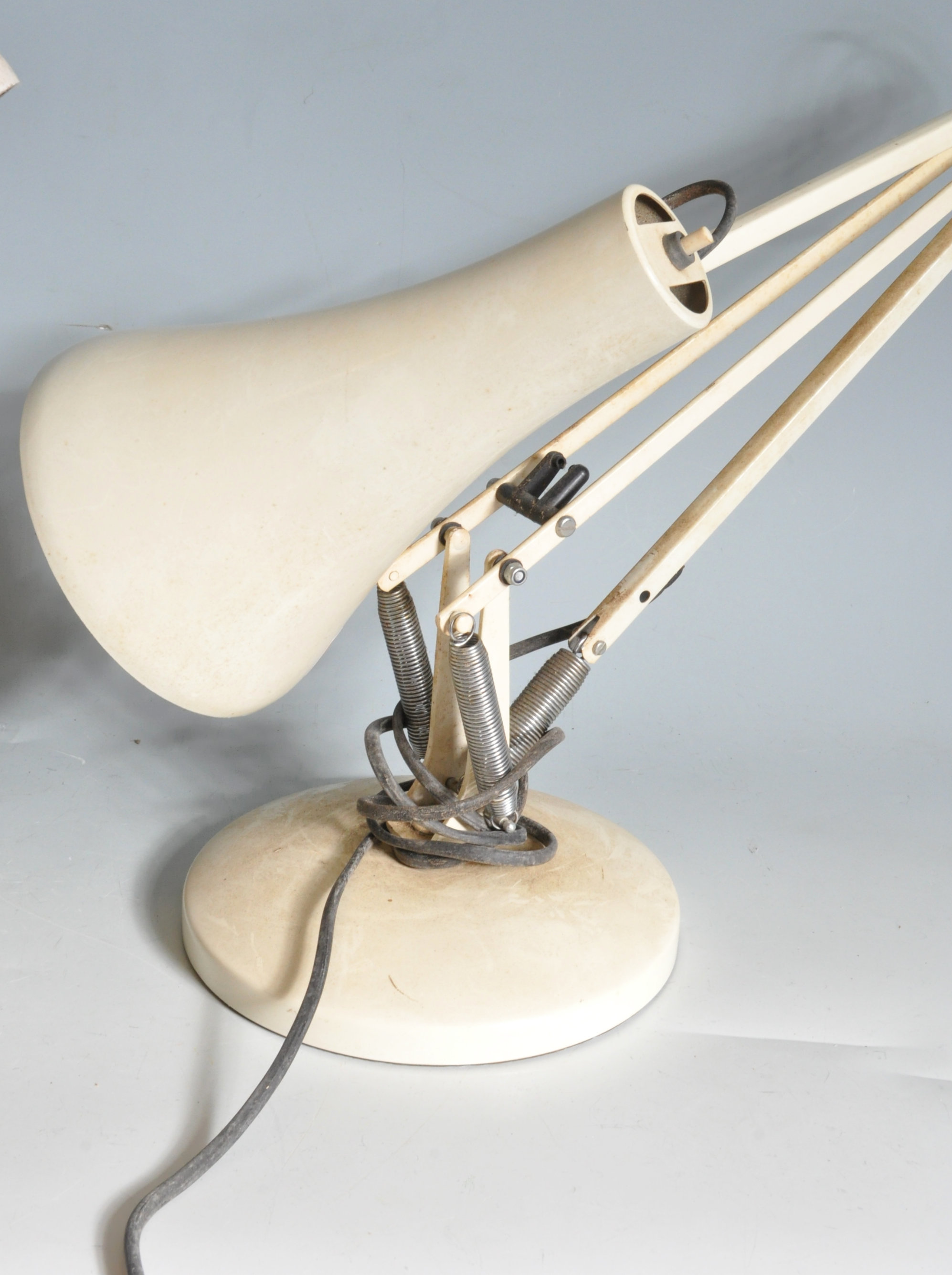 TWO VINTAGE HERBERT TERRY ANGLEPOISE DESK LAMPS - Image 5 of 7