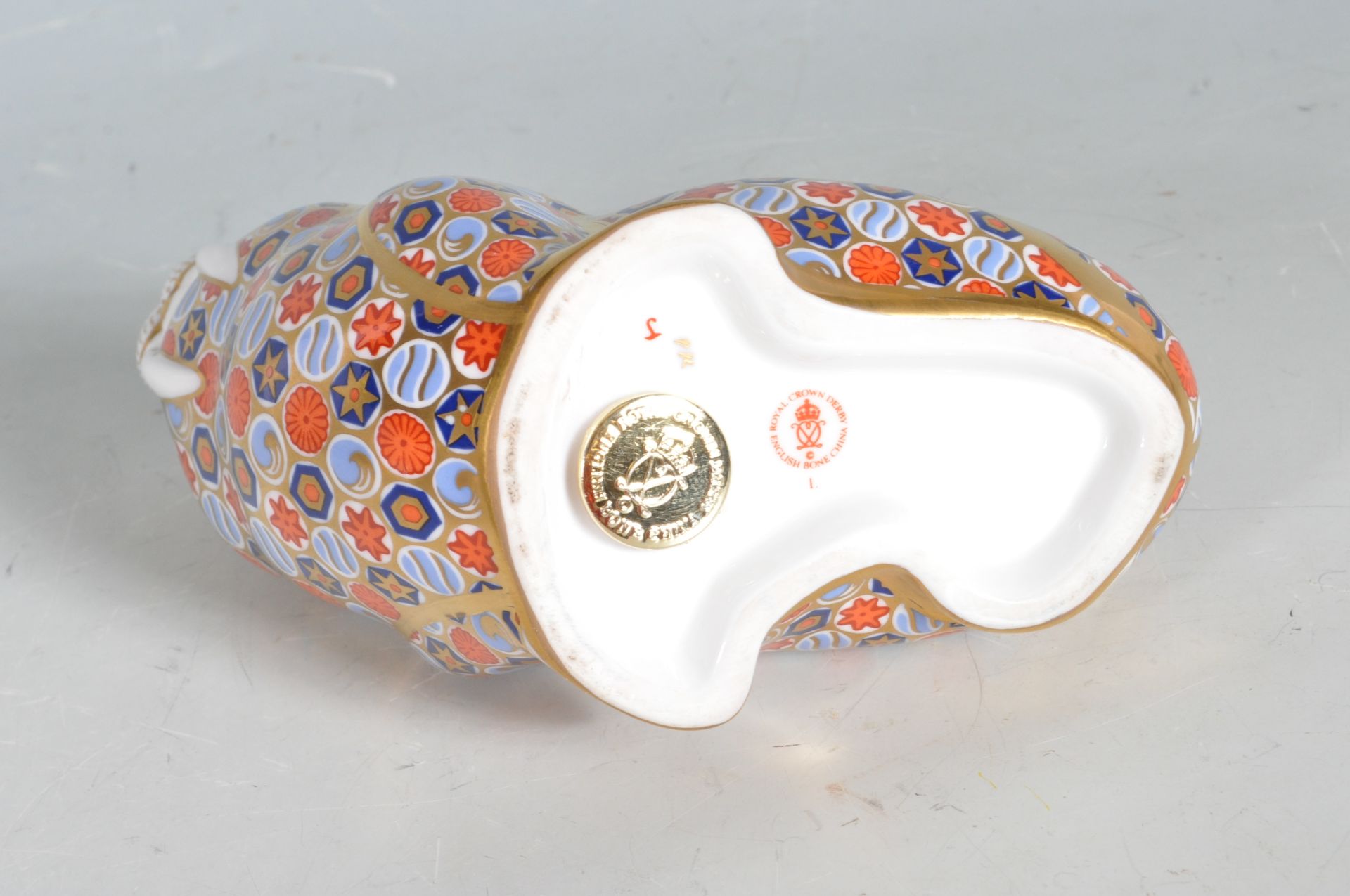 ROYAL CROWN DERBY WALRUS PAPERWEIGHT FIGURINE - Image 6 of 6