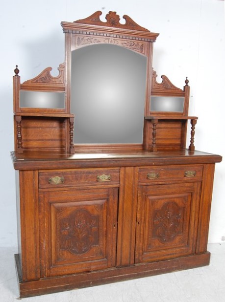 VICTORIAN OAK MIRROR BACK SIDEBOARD - CHIFFONIER