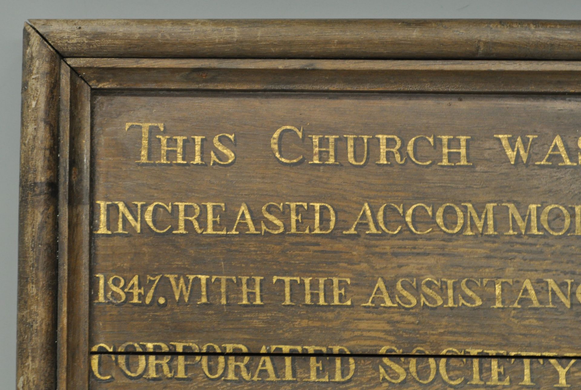 ANTIQUE 19TH CENTURY VICTORIAN OAK CHURCH PLAQUE - Image 2 of 5