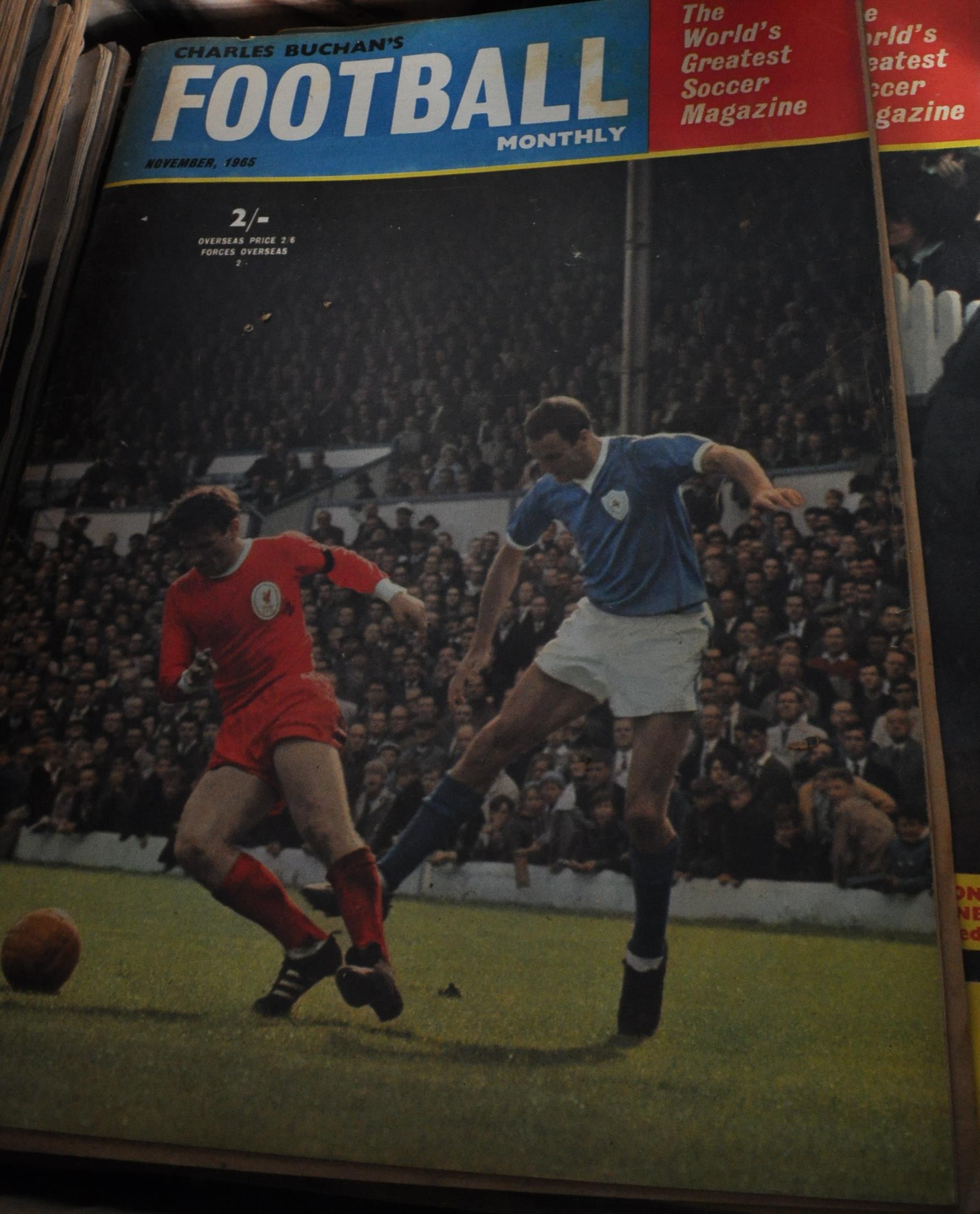 1960’S SOCCER STAR AND FOOTBALL MONTHLY MAGAZINES - Image 7 of 11