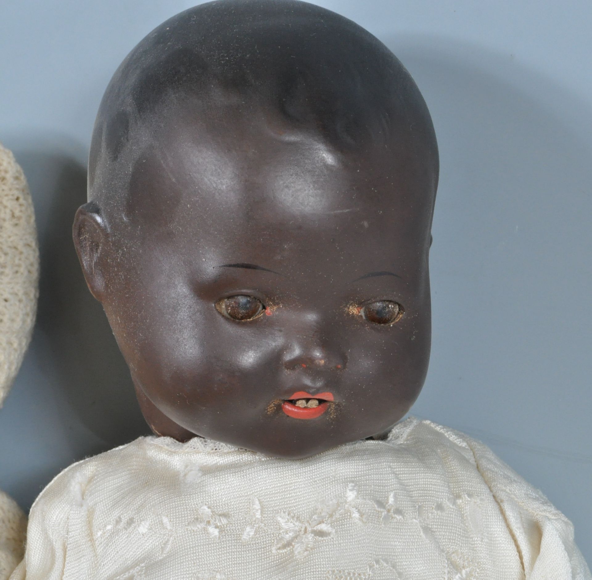 COLLECTION OF FIVE EARLY 20TH CENTURY 1930S CHILDRENS DOLLS - Image 7 of 8