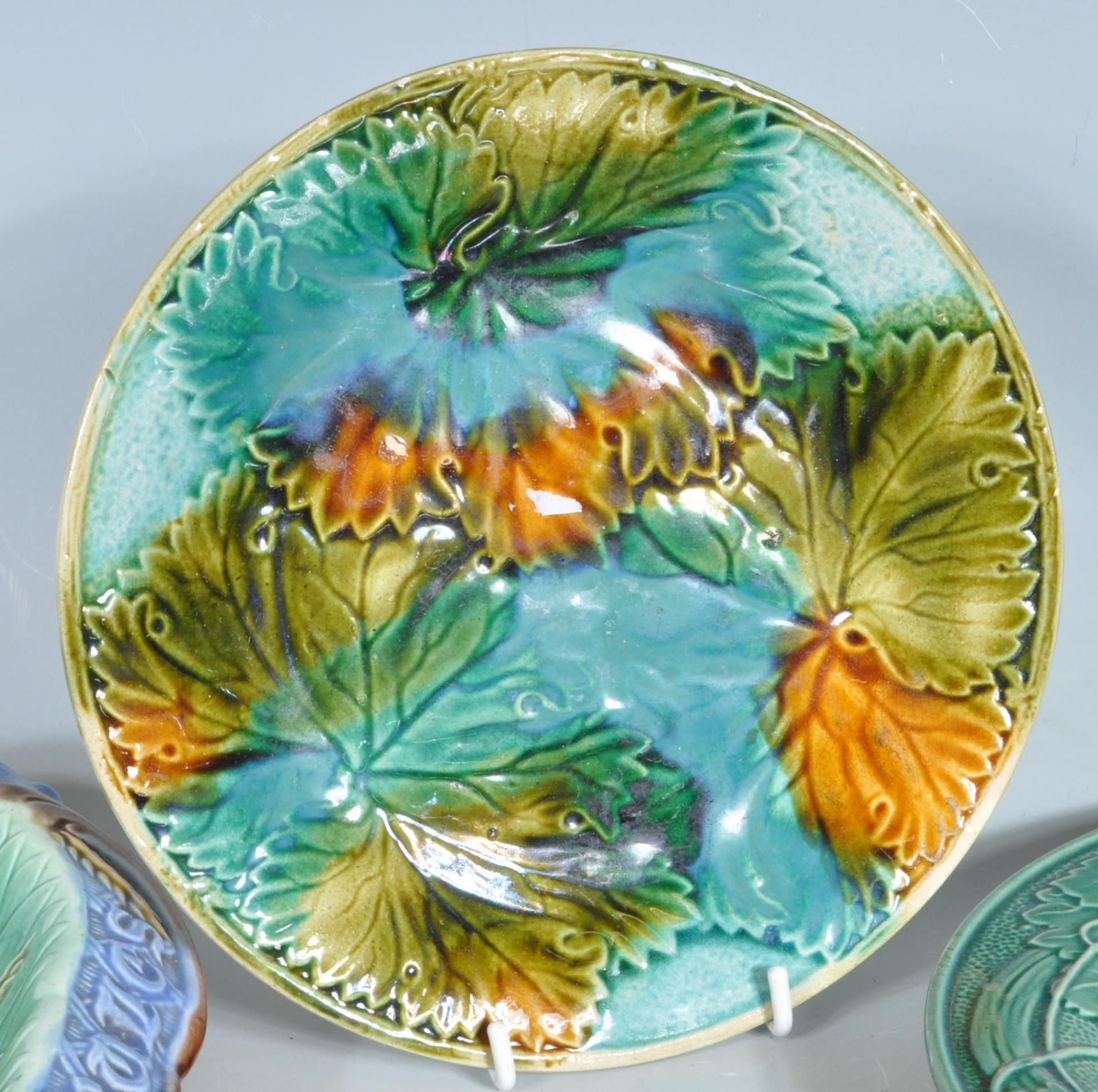 COLLECTION OF VICTORIAN ENGLISH MAJOLICA PLATESA ND DISHES. - Image 2 of 11