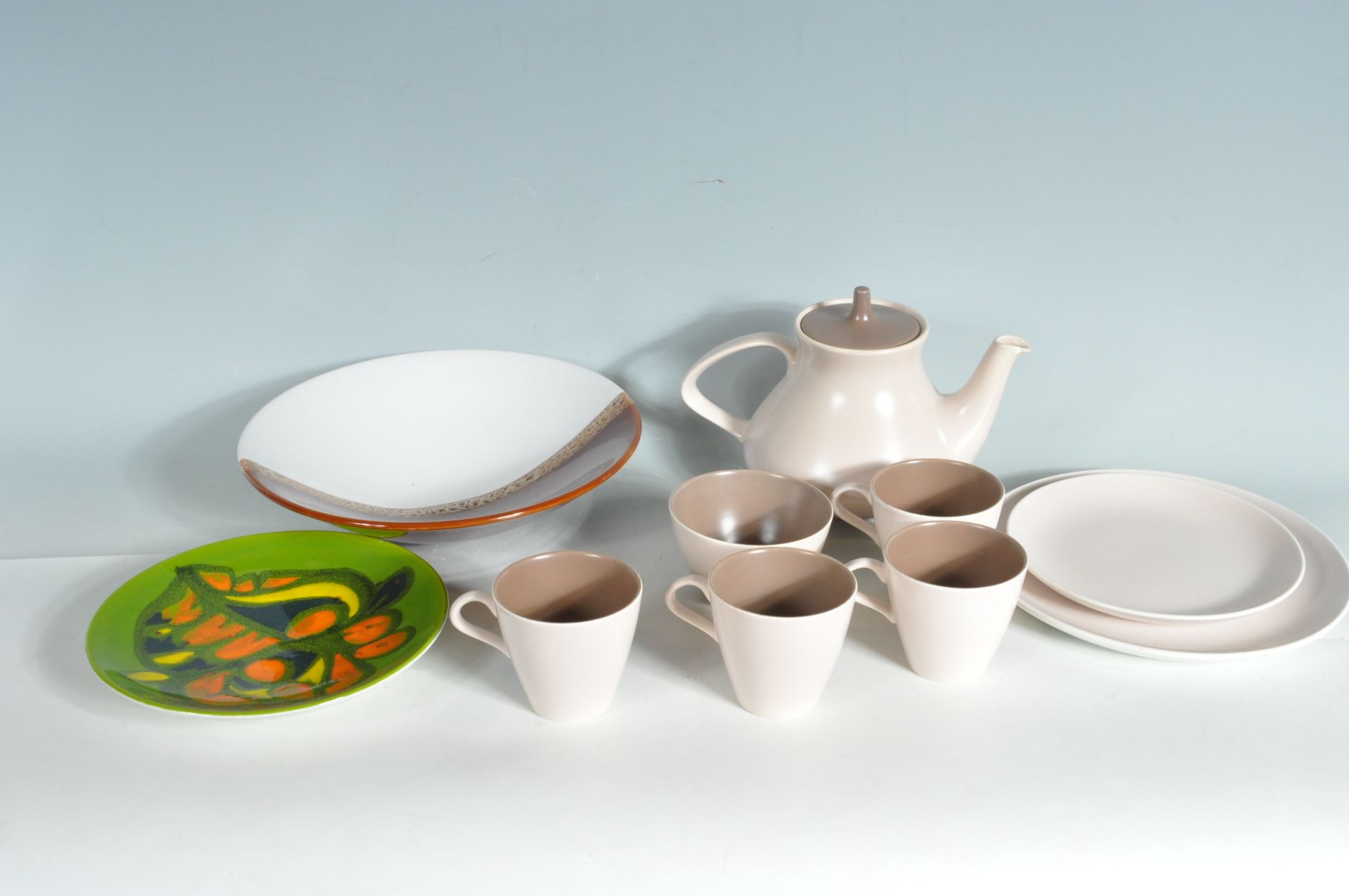 COLLECTION OF RETRO VINTAGE POOLE POTTERY