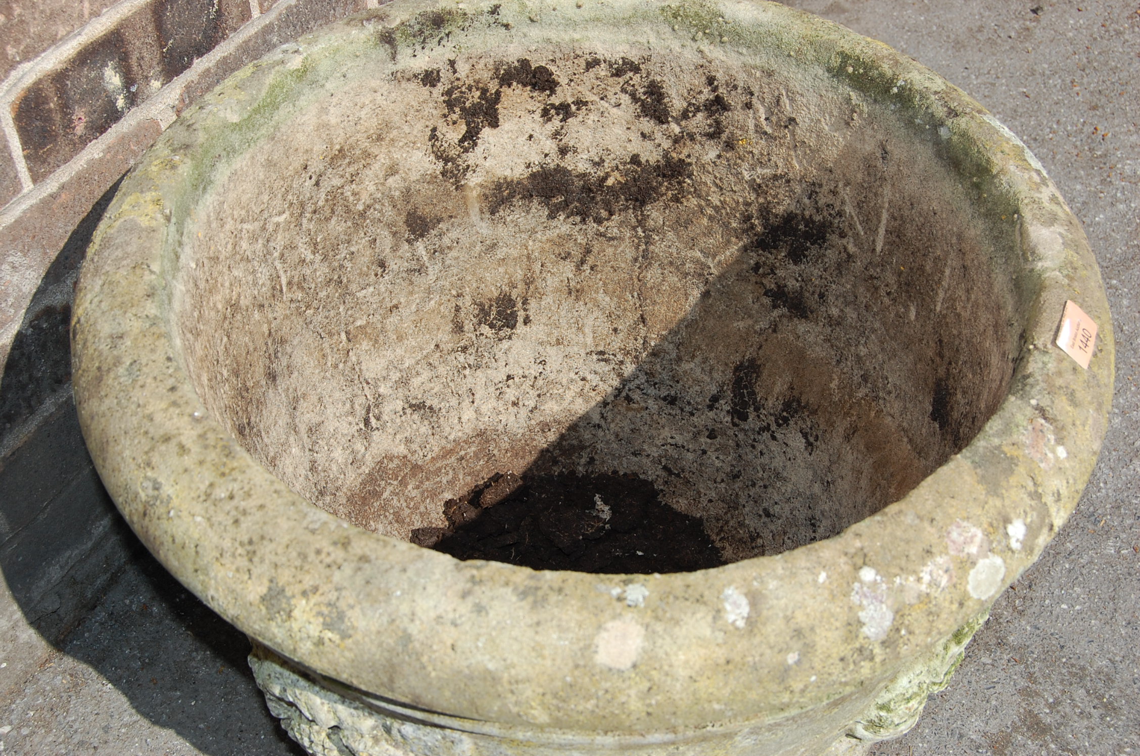 20TH CENTURY COMPOSITE STONE WARE GARDEN PLANT PO - Image 3 of 4