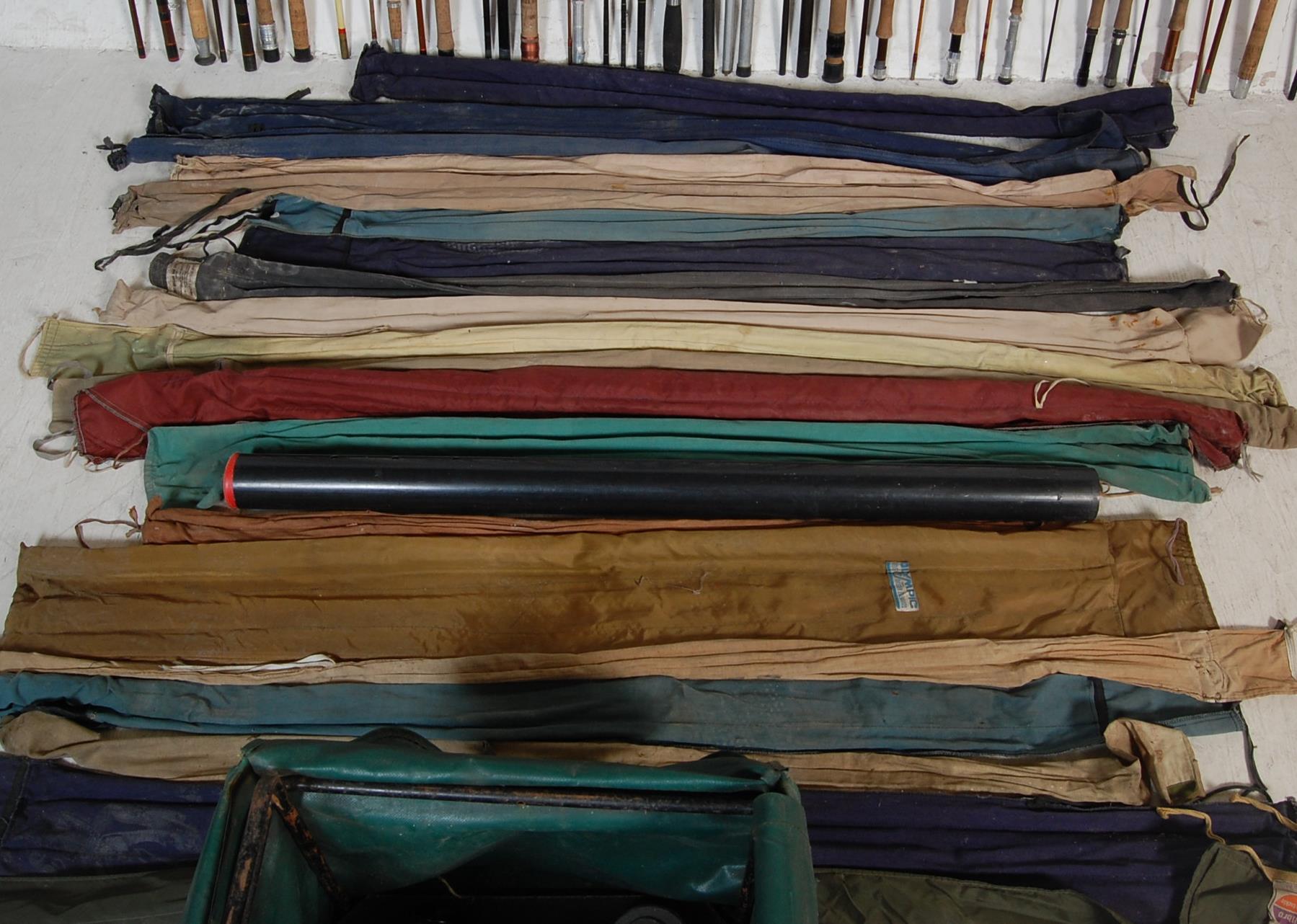 LARGE COLLECTION OF VINTAGE 20TH CENTURY FISHING RODS - Image 16 of 19