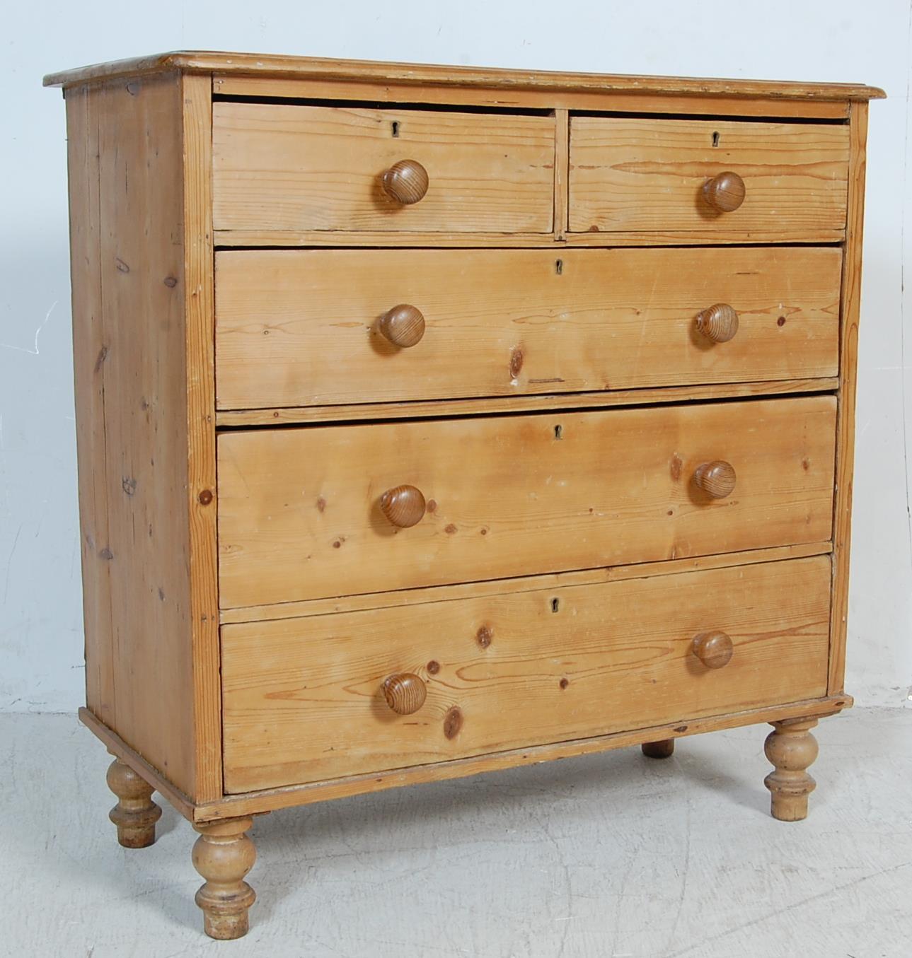 19TH CENTURY VICTORIAN PINE CHEST OF DRAWERS