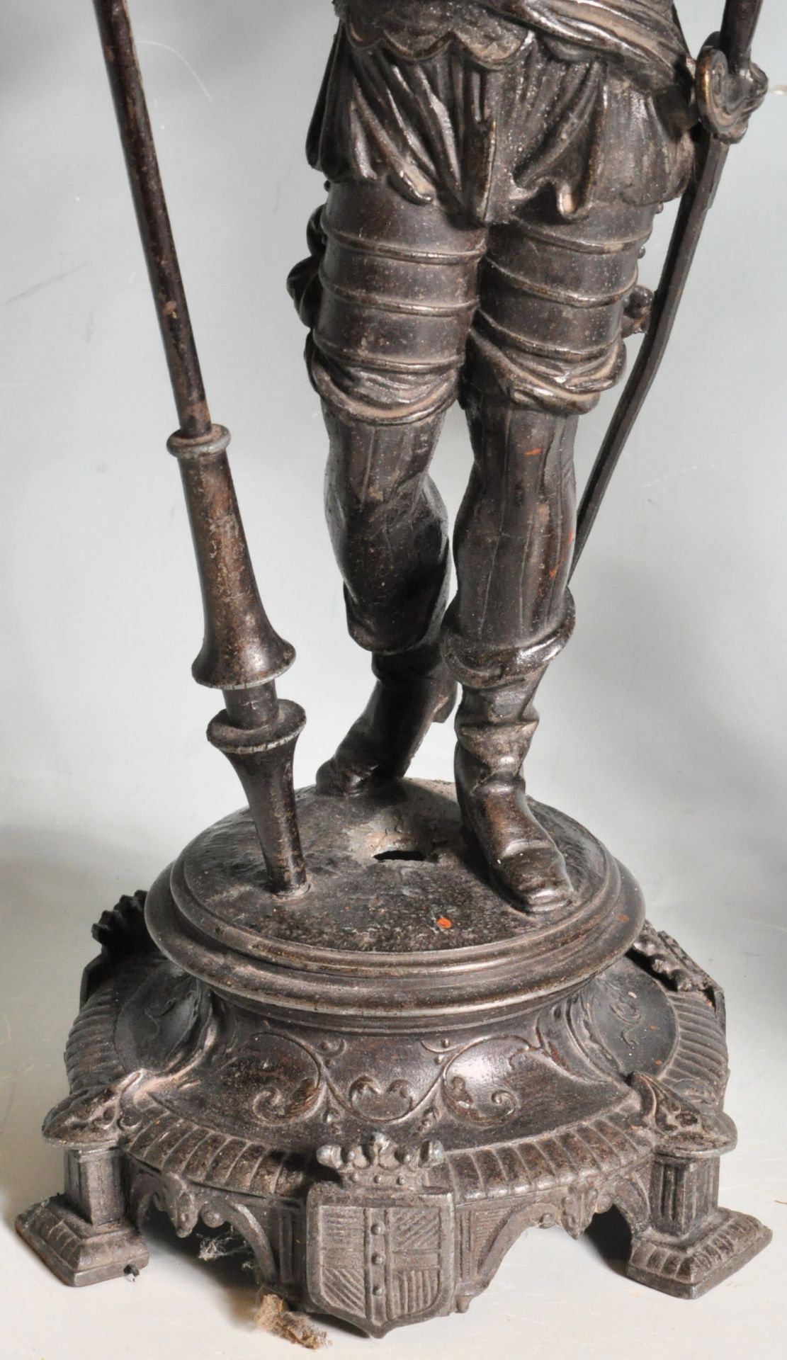 PAIR OF EARLY 20TH CENTURY SPELTER FIGURINES - Image 3 of 9