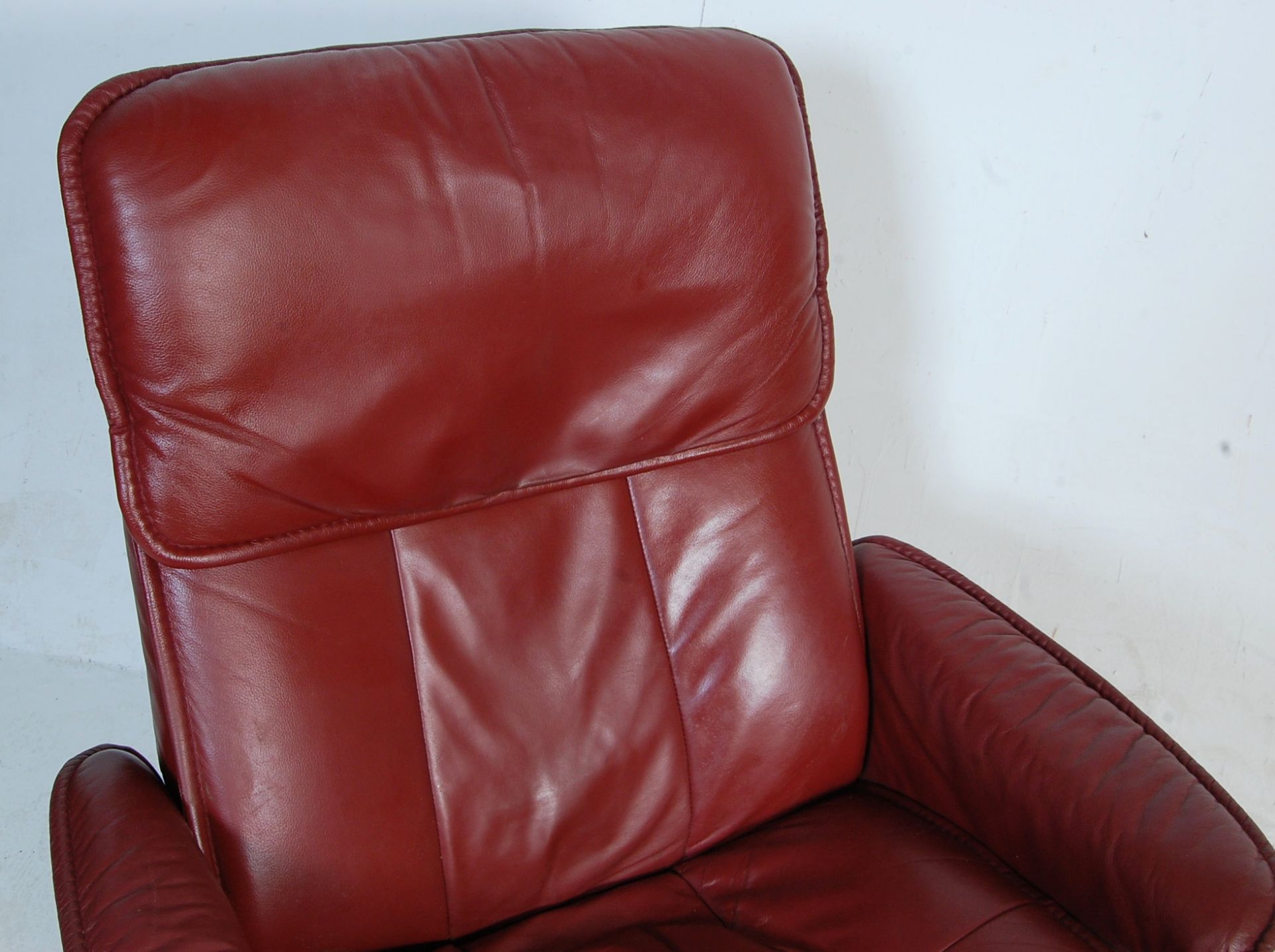 CONTEMPORARY EKORNES STRESSLESS LEATHER RECLINING - Bild 6 aus 7