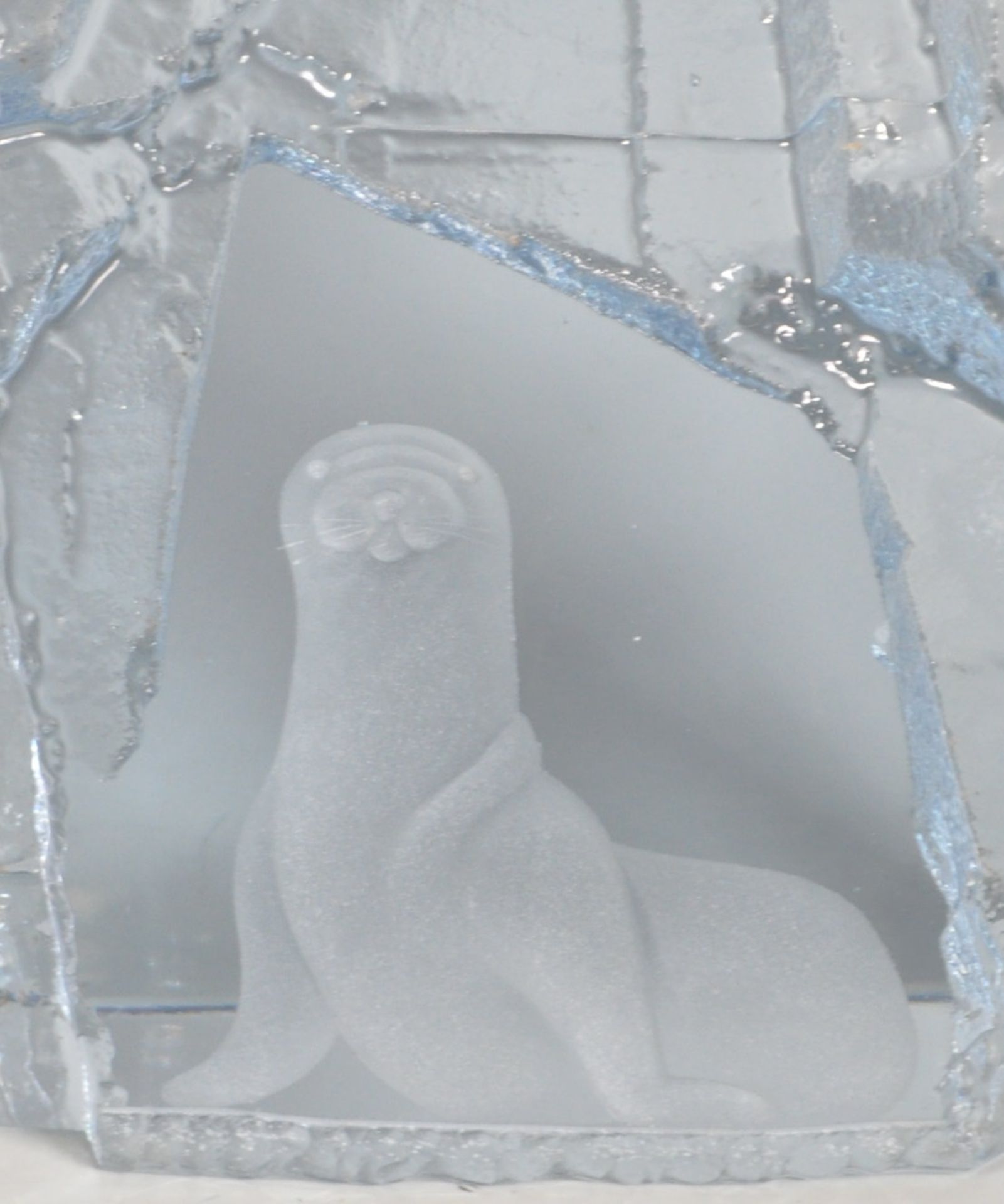 SWEDISH STROMBERG ART GLASS ICE BERG SEAL ENGRAVED SCULPTURE - Image 2 of 6