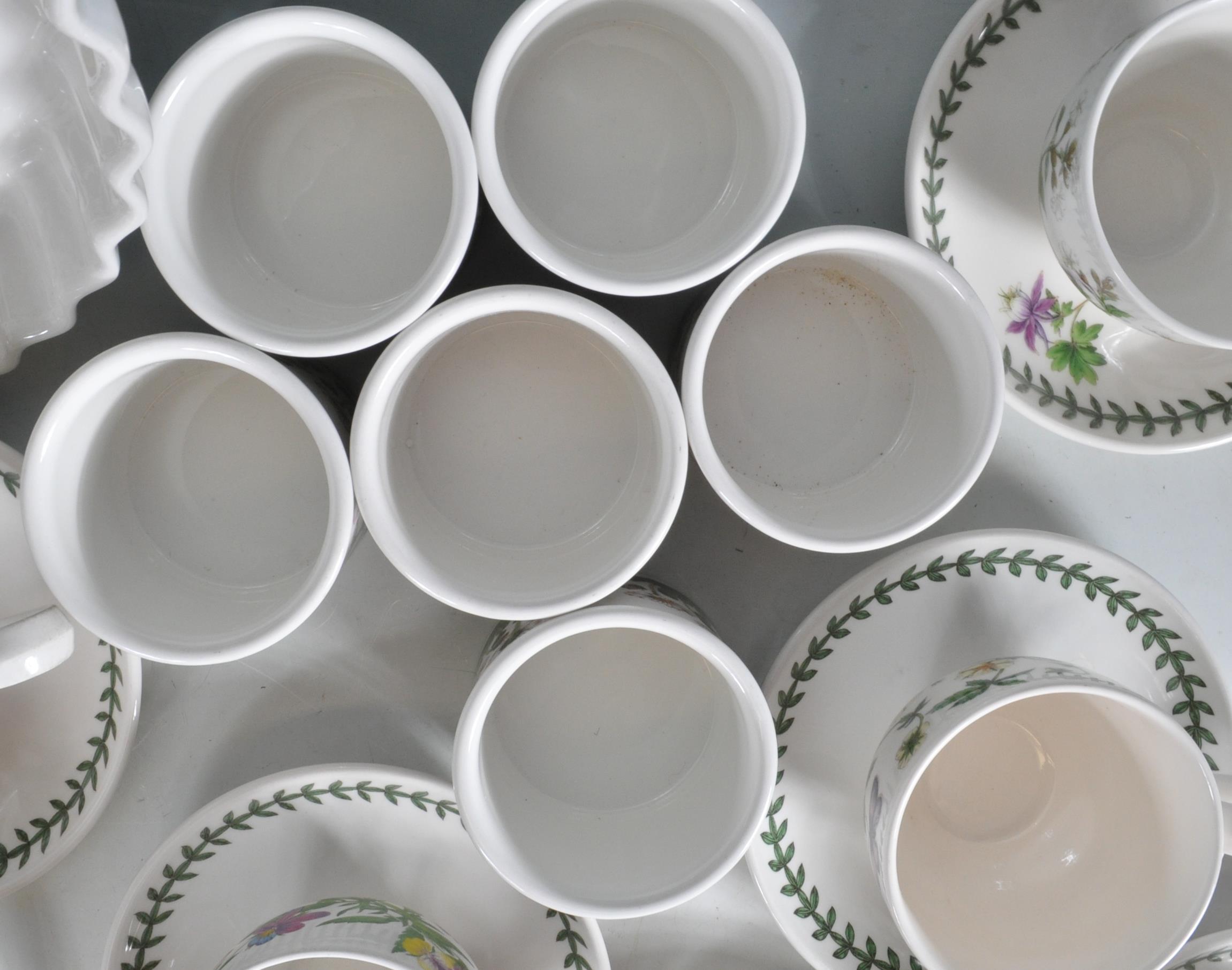 PORTMERION BOTANIC GARDEN PATTERN CERAMIC TEA SET - Image 7 of 15