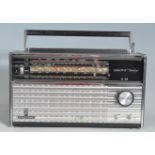RETRO VINTAGE 20TH CENTURY GRUNDIG YACHTBOY RADIO
