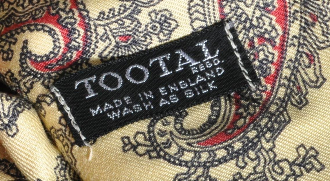 COLLECTION OF VINTAGE 1950S TOOTLE MOD STYLE SCRAVES. - Image 9 of 9