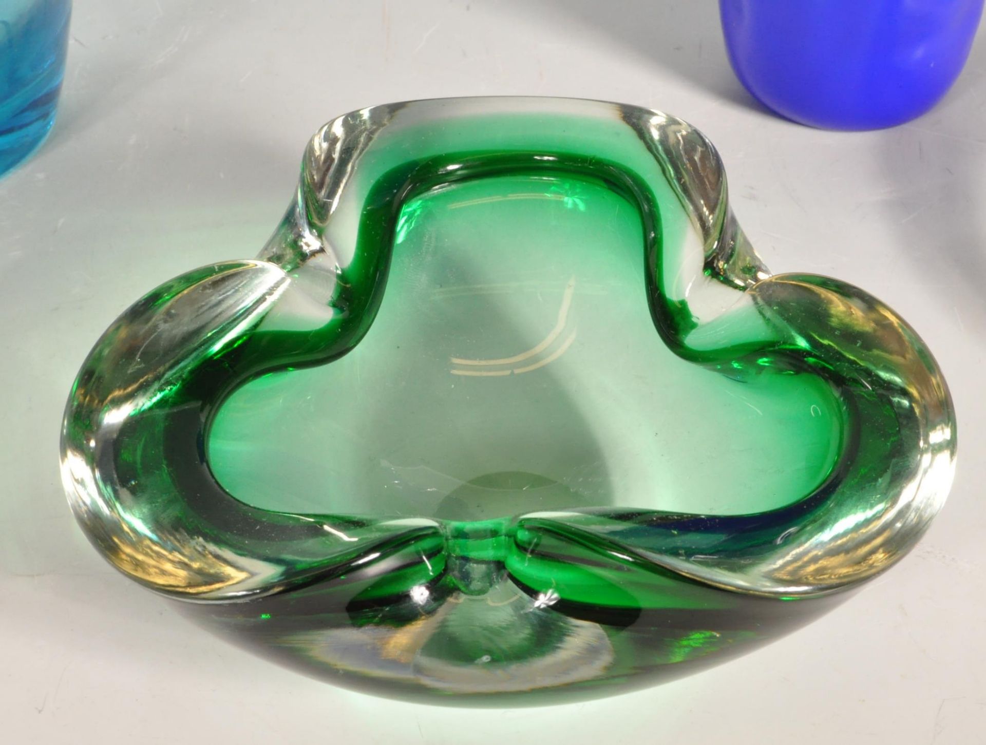 COLLECTION OF RETRO VINTAGE LATE 20TH CENTURY STUDIO GLASS ITEMS - Image 3 of 7