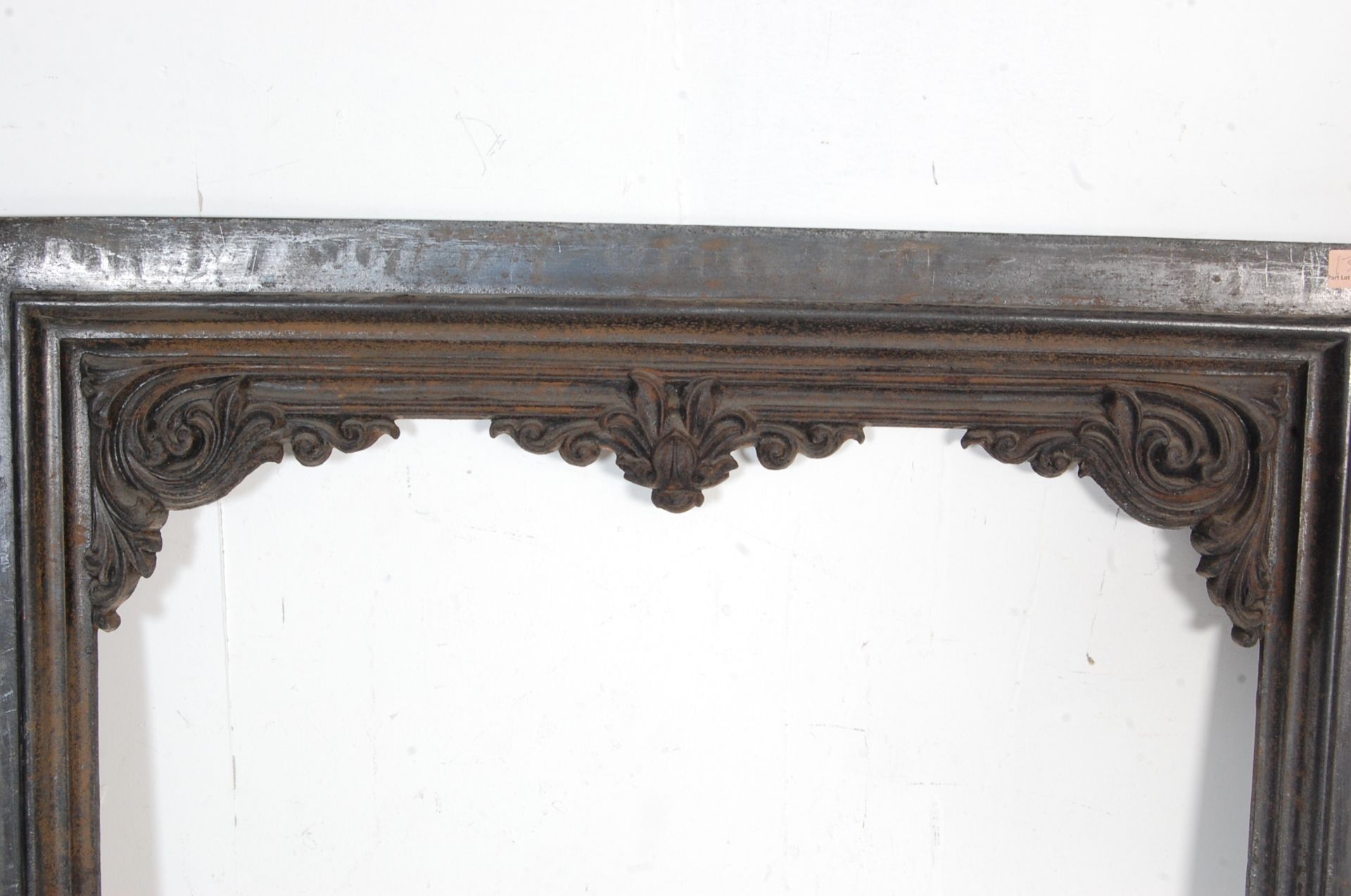 ANTIQUE 19TH CENTURY VICTORIAN CAST IRON FIREPLACE - Image 3 of 9