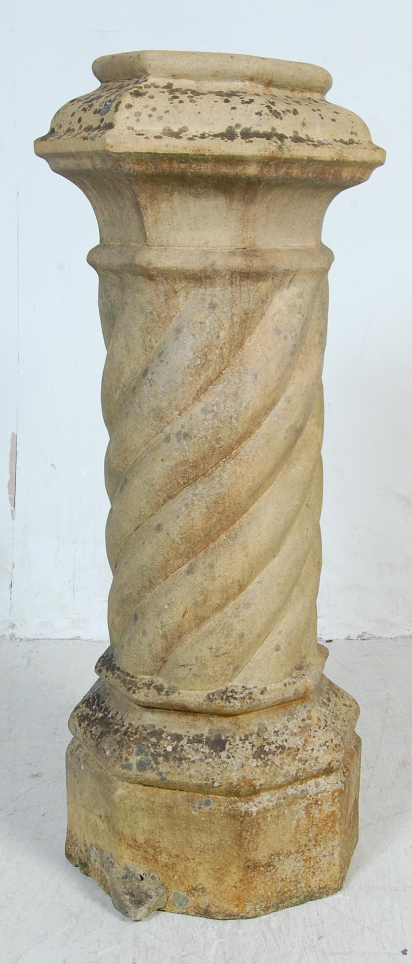 LARGE 19TH CENTURY VICTORIAN TWISTED COLUMN CHIMNEY POT