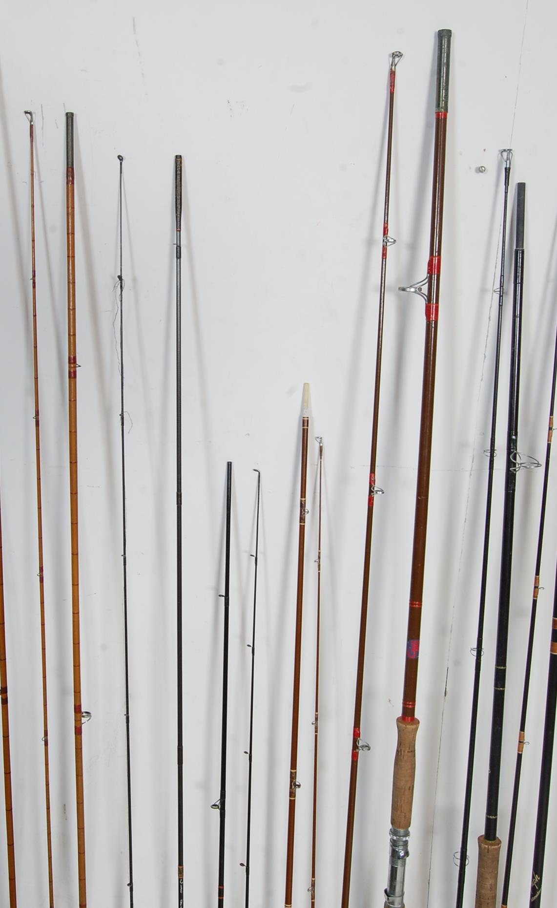 LARGE COLLECTION OF VINTAGE 20TH CENTURY FISHING RODS - Image 12 of 19