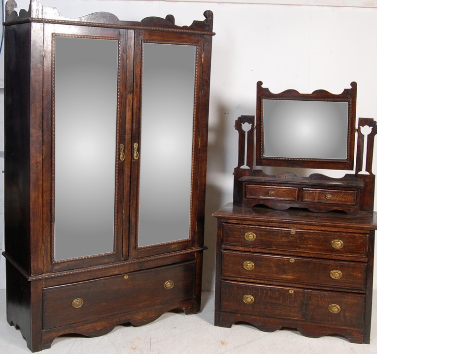 1930’S BEDROOM SUIT - WARDROBE AND DRESSING TABLE