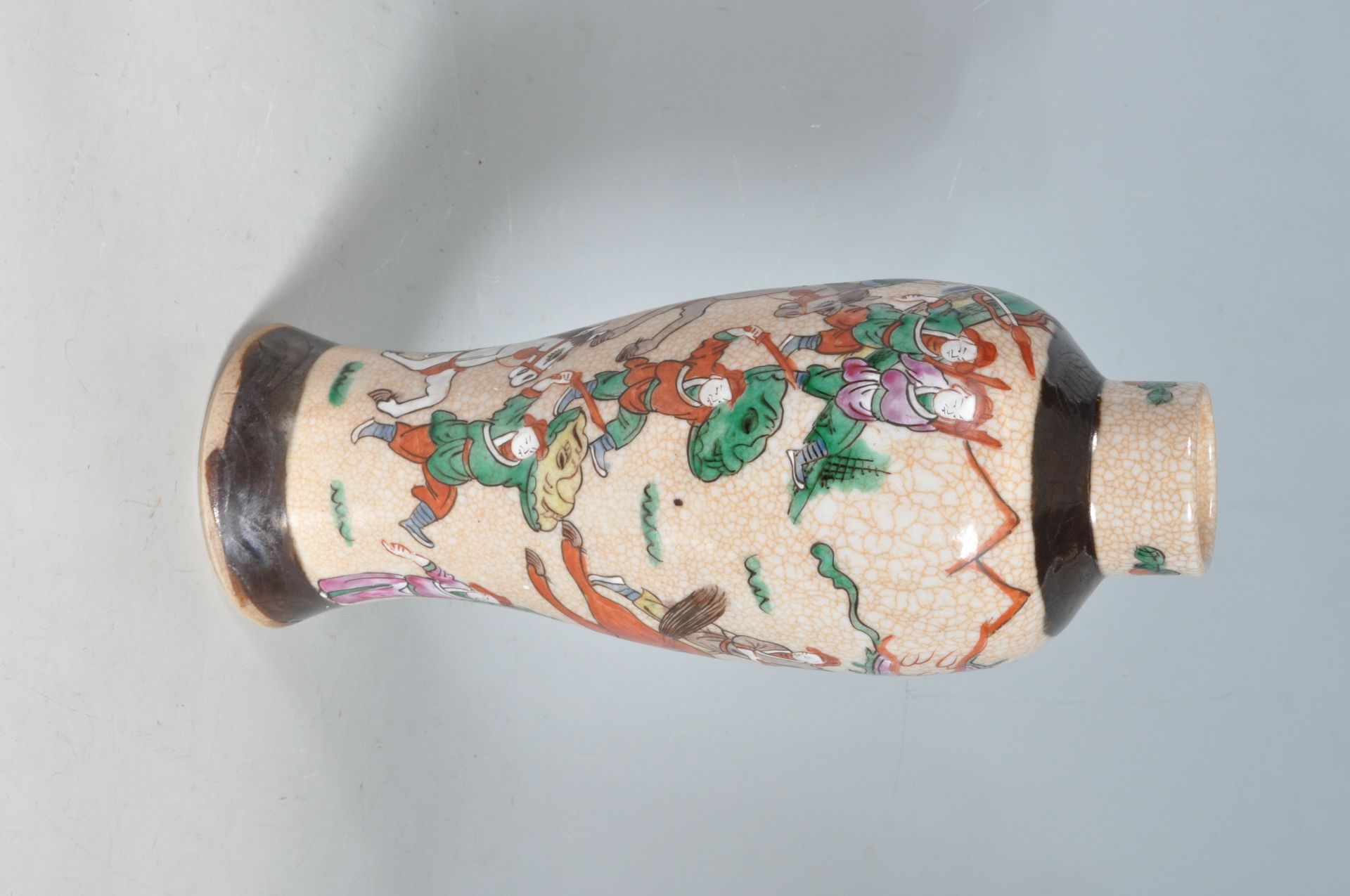 EARLY 20TH CENTURY PLOYCHROME MEIPING VASE