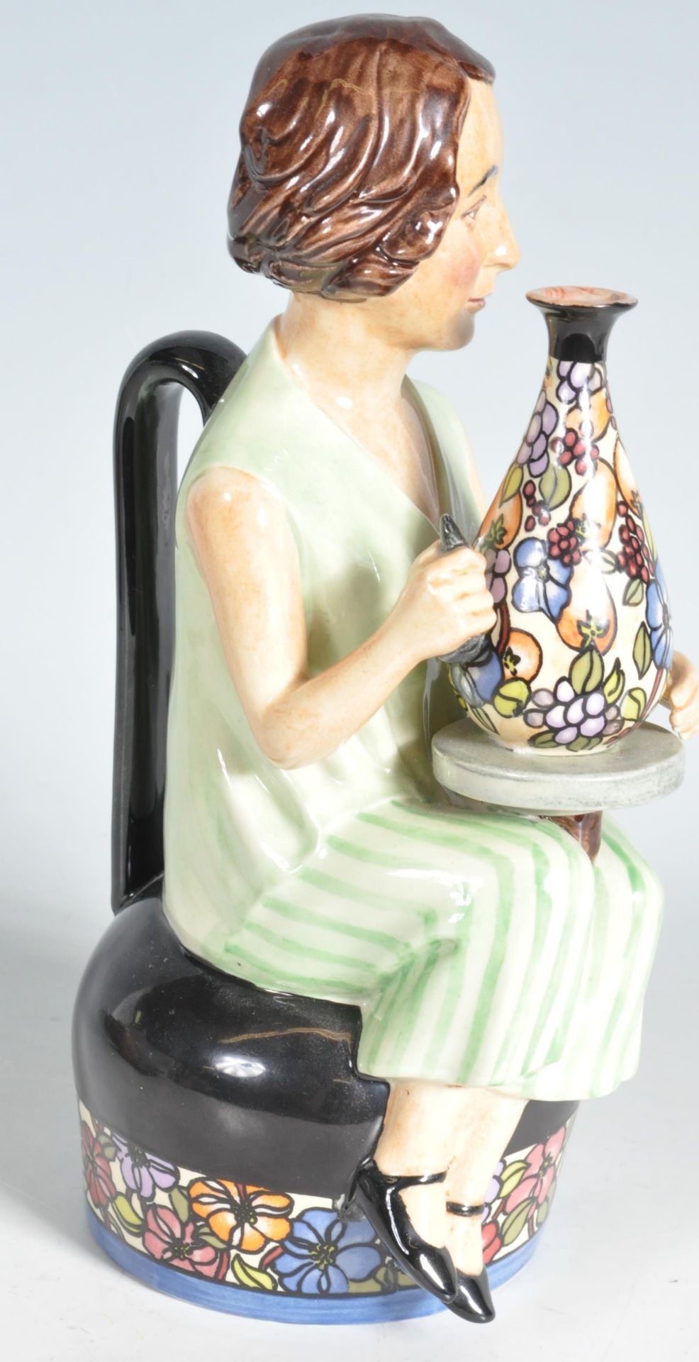 VINTAGE LATE 20TH CENTURY CERAMIC KEVIN FRANCIS FIGURINE OF CHARLOTTE RHEAD - Bild 2 aus 5