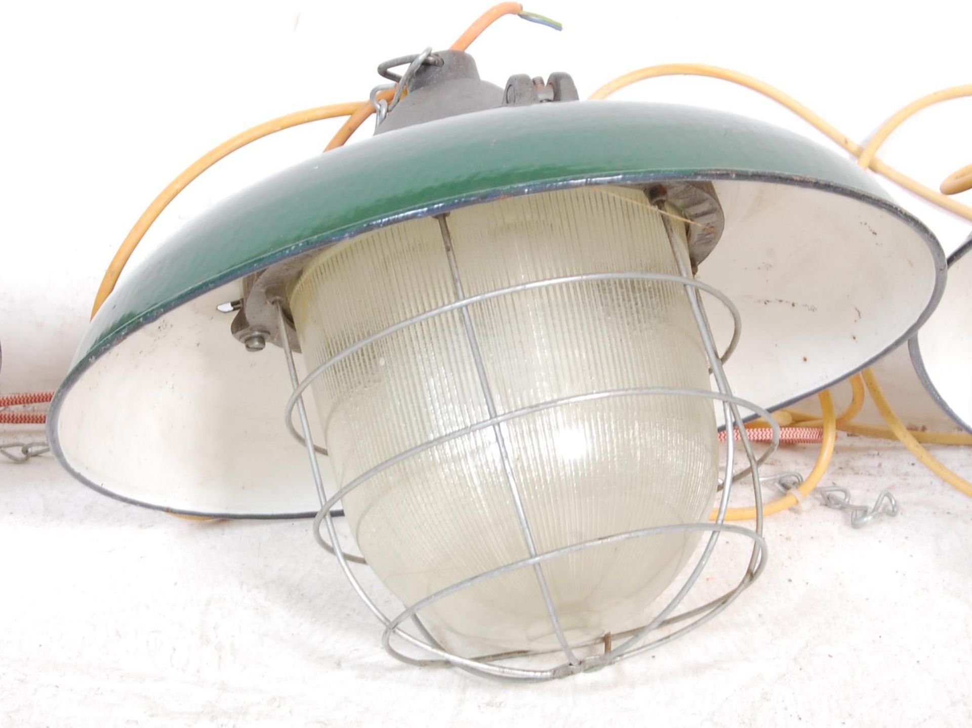 COLLECTION OF FOUR RETRO VINTAGE INDUSTRIAL FACTORY LIGHTS - Image 4 of 5