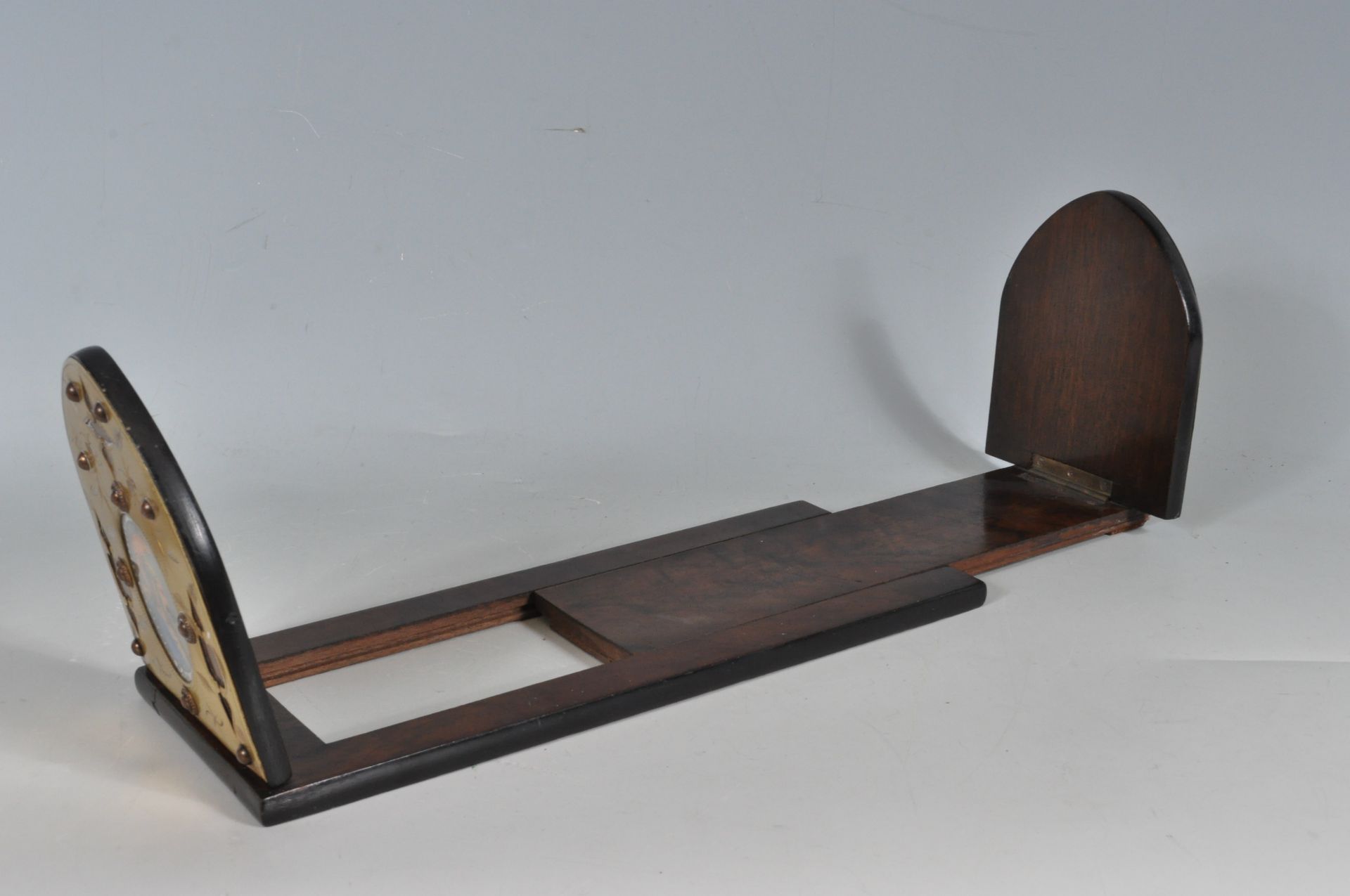 EARLY 20TH CENTURY FOLDING WALNUT BOOKENDS - Image 5 of 6
