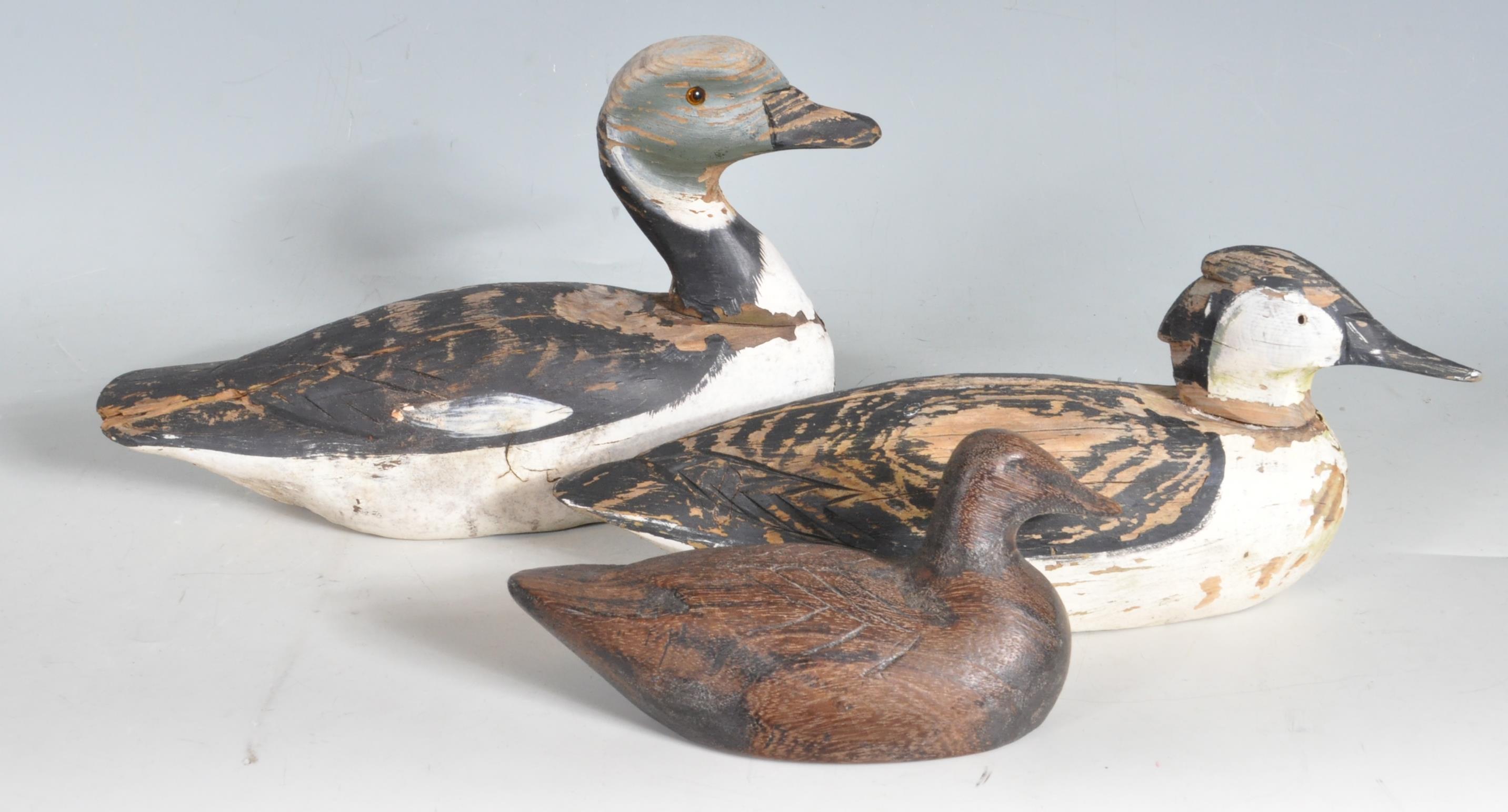 THREE WOODEN DUCK FIGURINES - Image 2 of 5